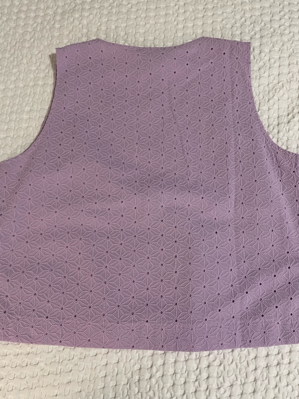 Tuckernuck Lavender Eyelet Valerie Top V-Neck NWT Size XXL Fully Lined - Picture 6 of 7